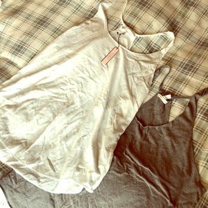 Lightweight VS Sexy tank tops